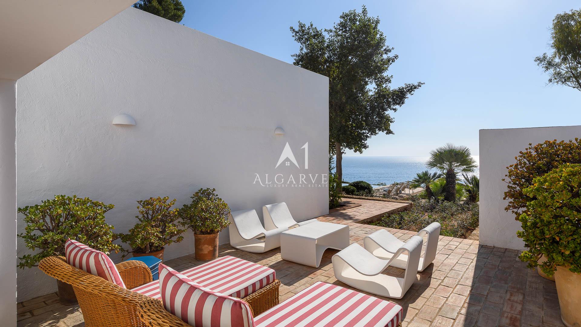 STUNNING RETREAT TO RECHARGE YOUR ENERGY LEVELS Quinta do Lago and