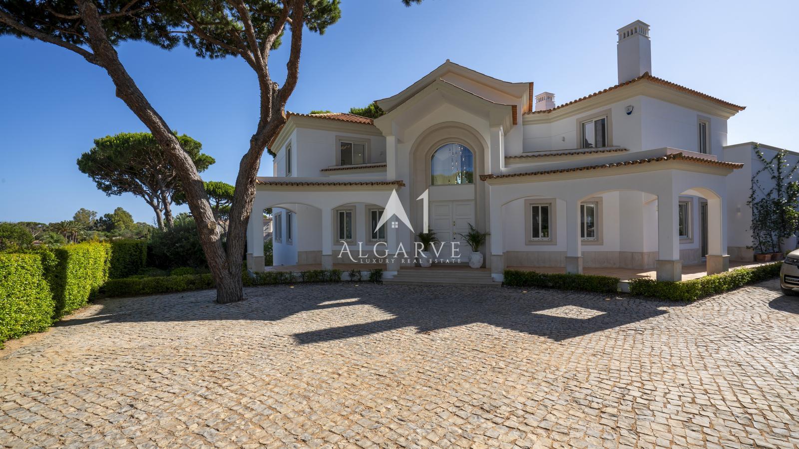 QUINTA DO LAGO - ELEGANT FAMILY VILLA